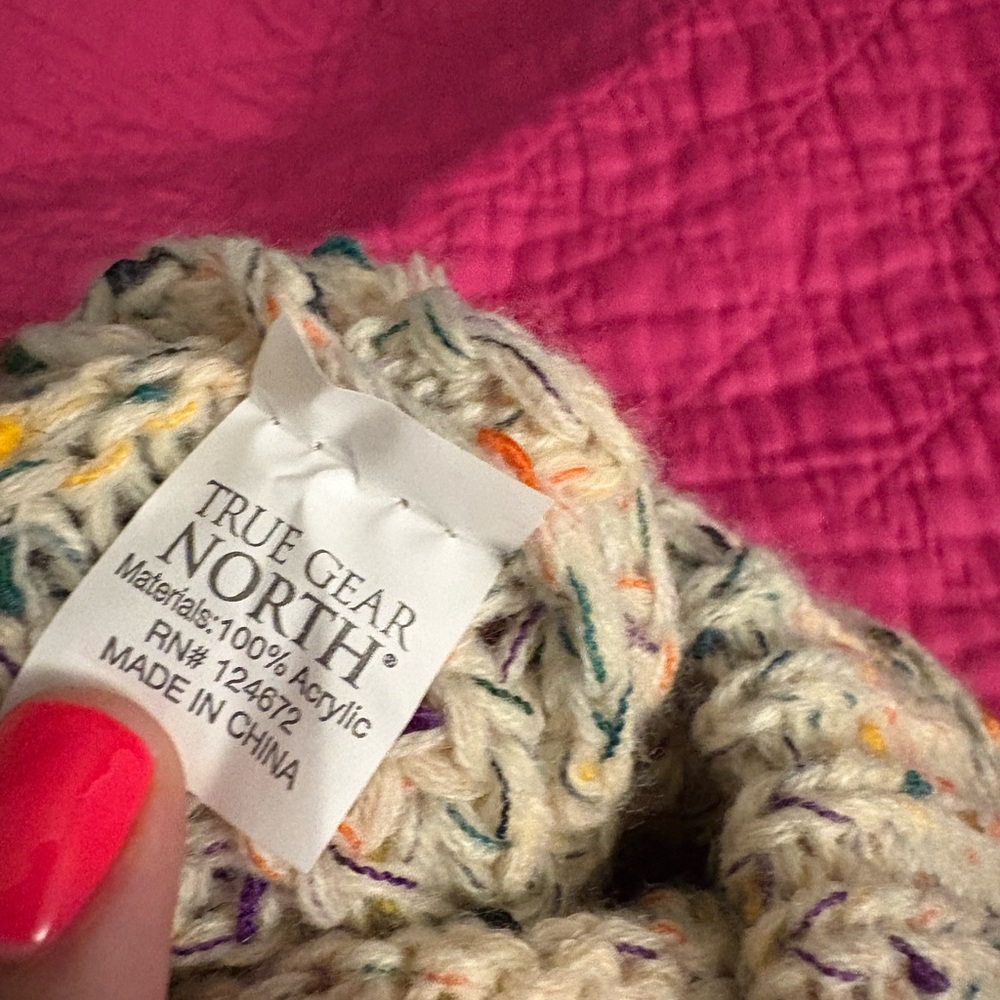 NWT True Gear Beanie With Elastic Hole - Picture 4 of 4